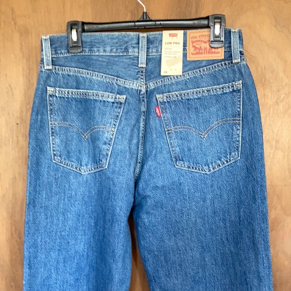 Relisted Levi’s low pro distressed midrise straight leg cotton jean size 28 - Picture 13 of 16